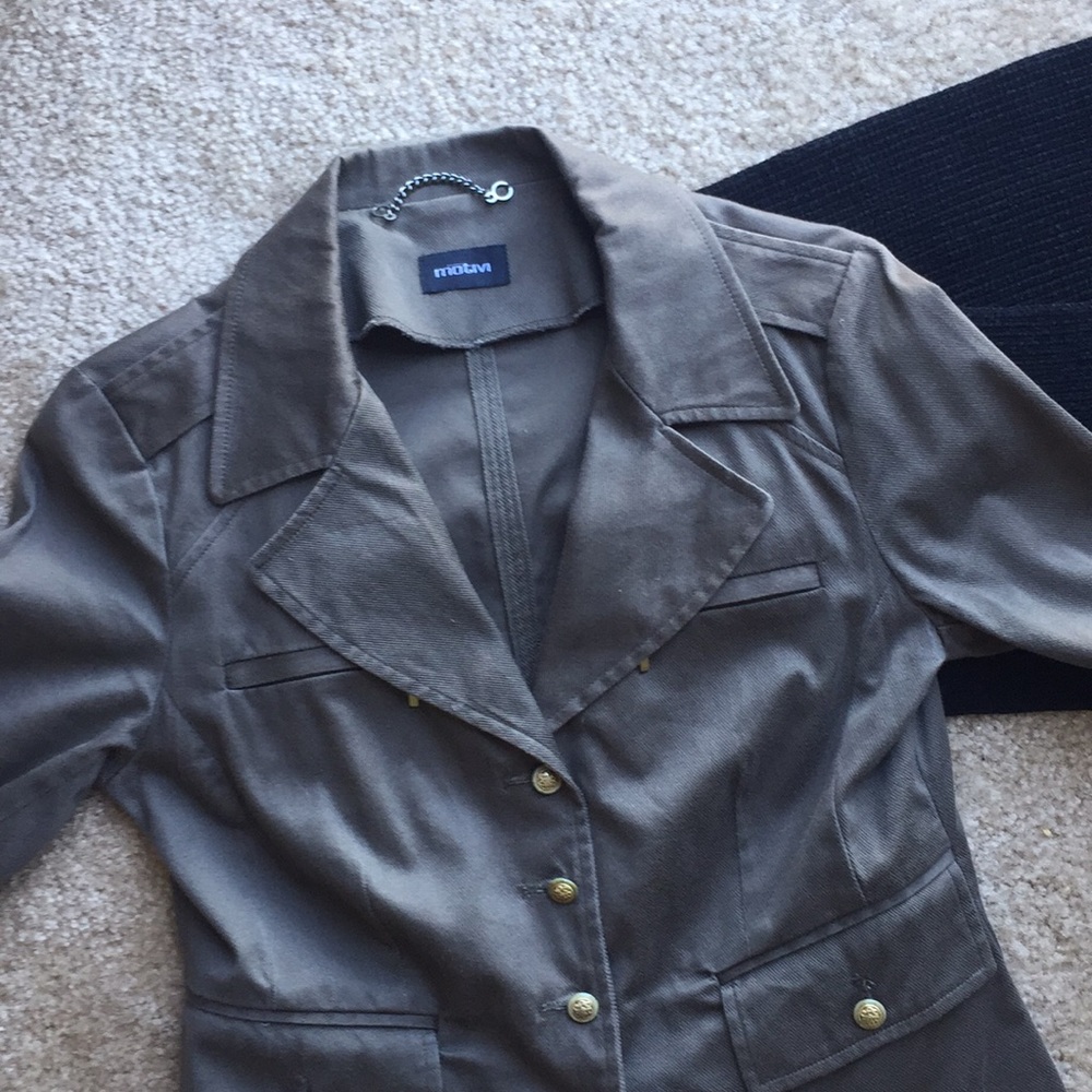 Olive green jacket by Motivi